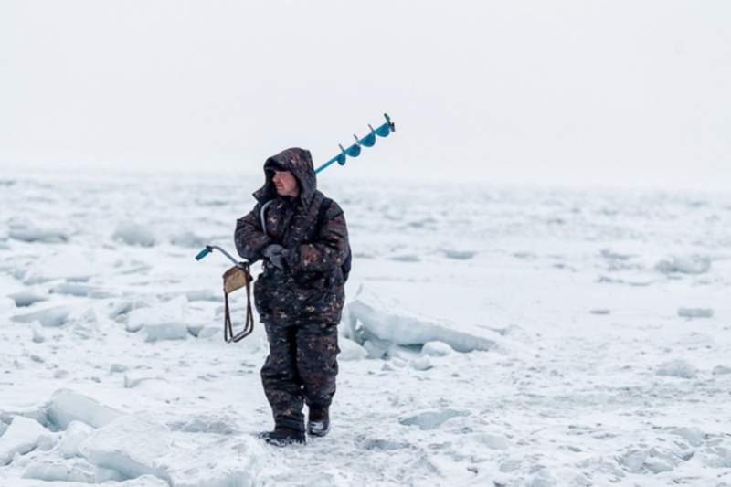 Pescador en invierno