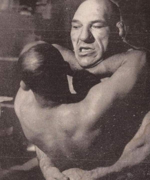 Maurice Thieu en el ring