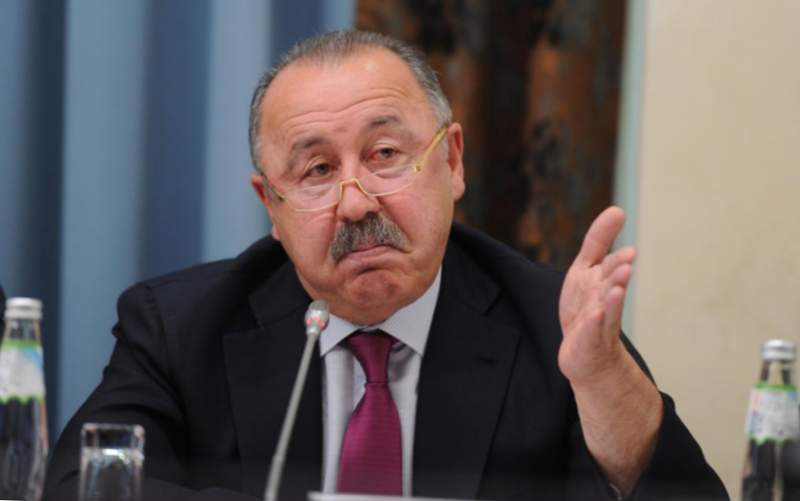 Valery Gazzayev en la Duma del Estado