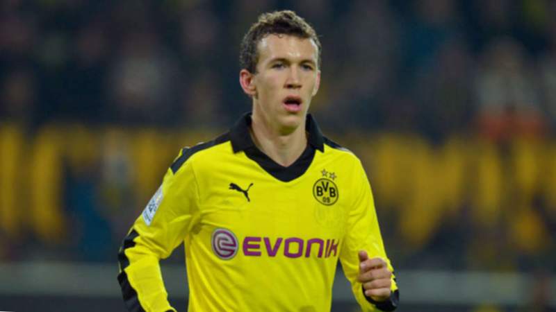 Ivan Perisic para Borussia Dortmund