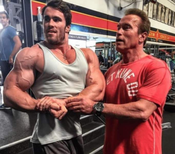 Arnold en entrenamiento
