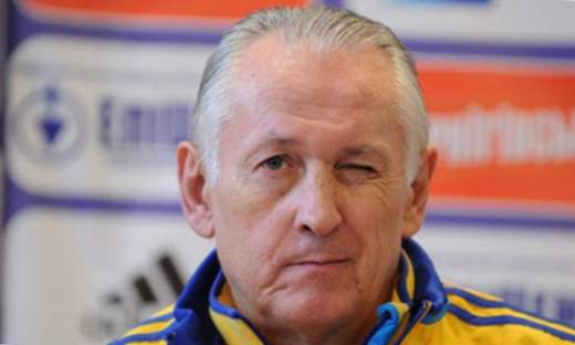 Mikhail Fomenko ex entrenador del equipo nacional de fútbol de Ucrania